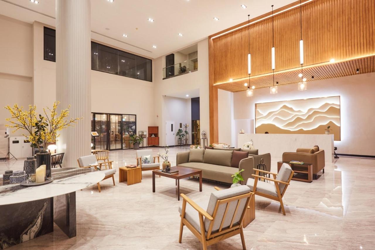 Centara Life Wisma Hotel Ratchaburi Exteriör bild